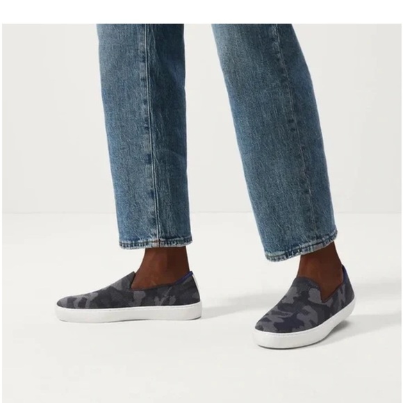 Rothy’s The Original Slip On Sneaker in Grey Camo - W8 - Picture 4 of 13